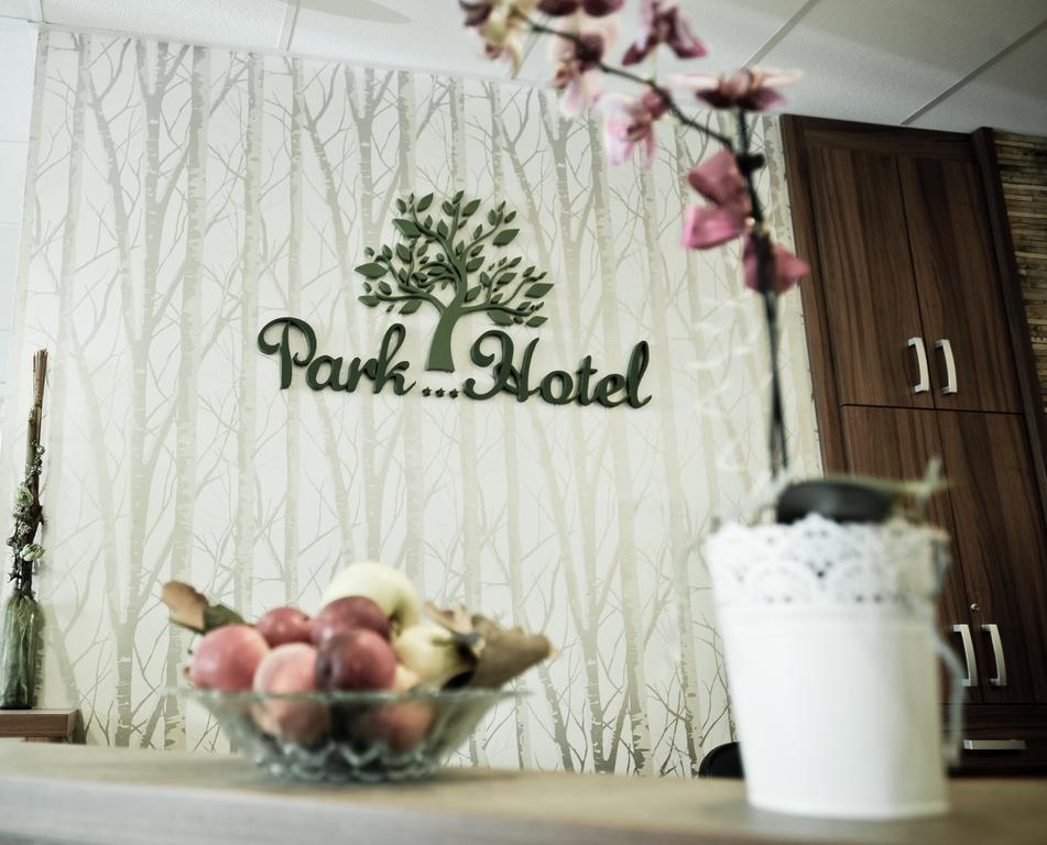 Park Hotel Gyula Exterior photo