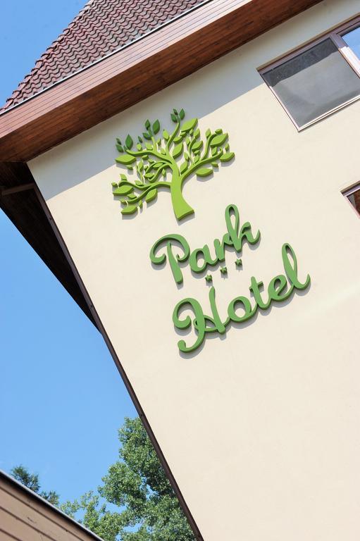Park Hotel Gyula Exterior photo